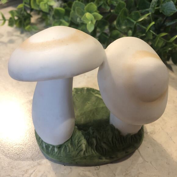 Franklin Mint Woodland Surprise 3X3" Mushroom Mouse House(no Mouse) - Picture 4 of 6